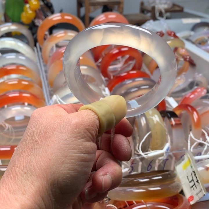 玛瑙/玉髓未镶嵌手镯