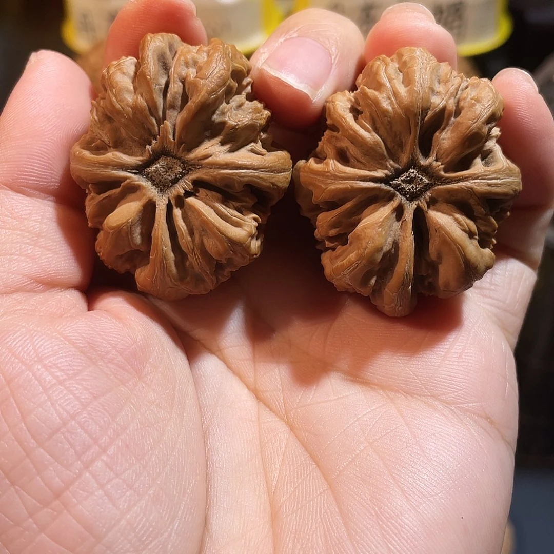 文玩核桃吊坠马蹄