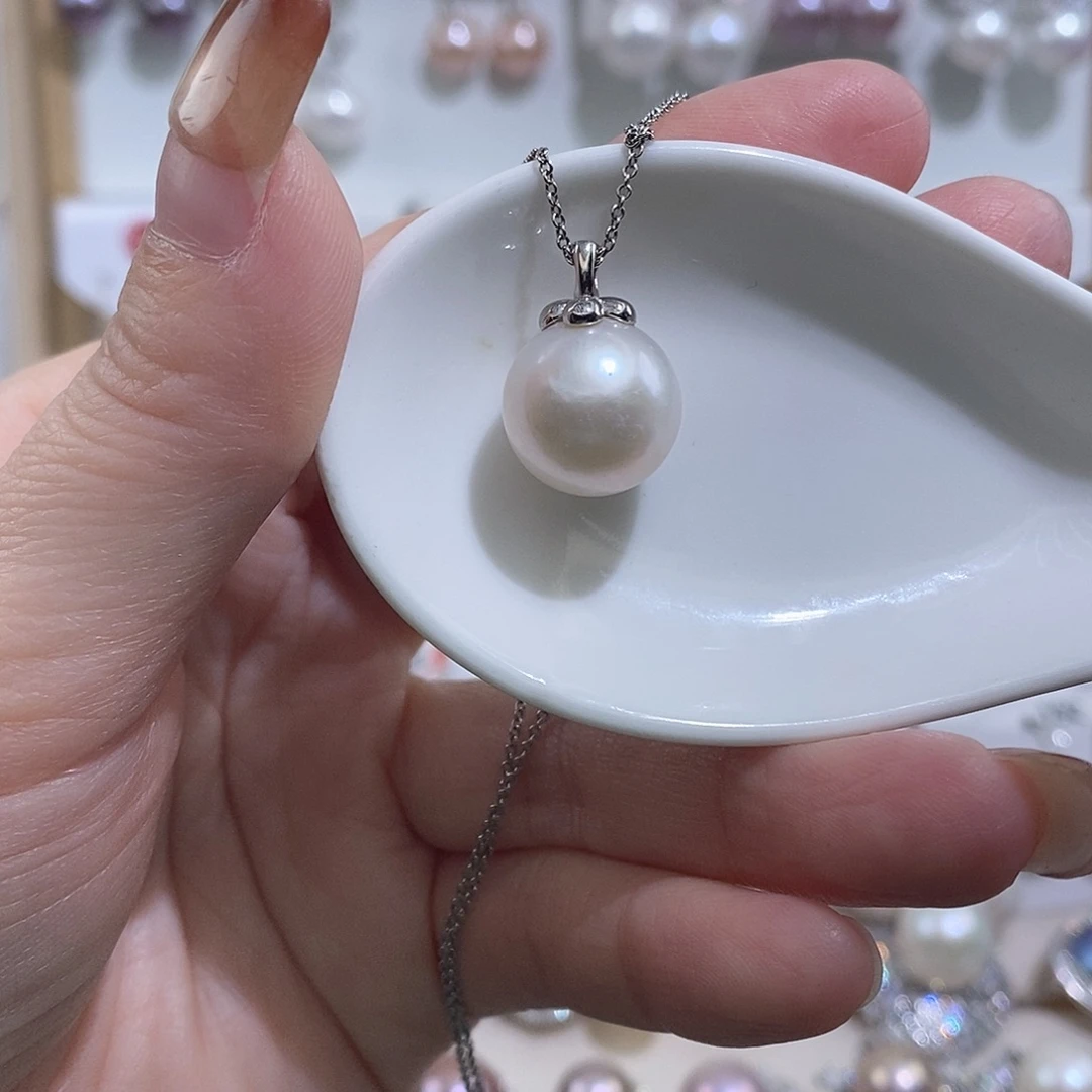 银S925镶嵌吊坠(赠链)淡水珍珠w13.1