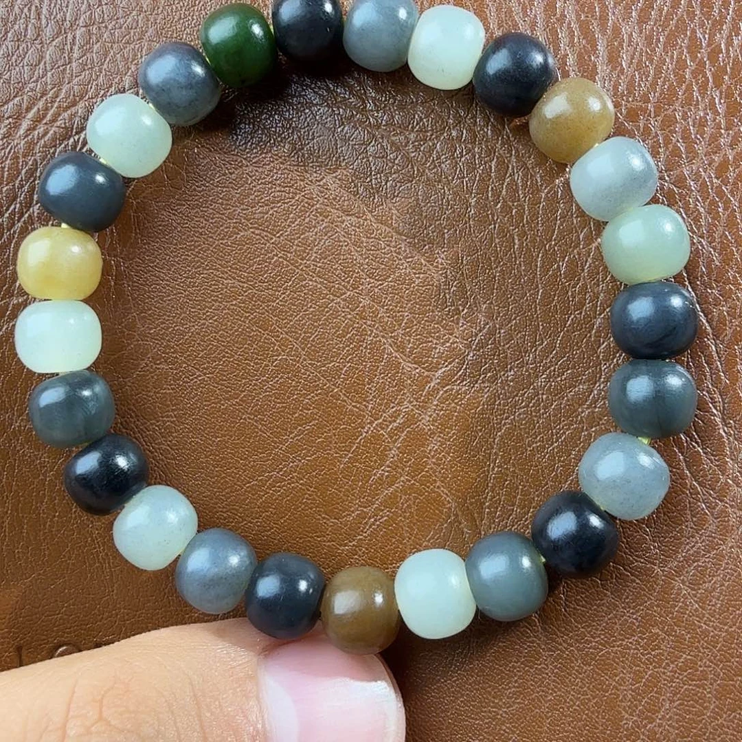 和田玉未镶嵌手串