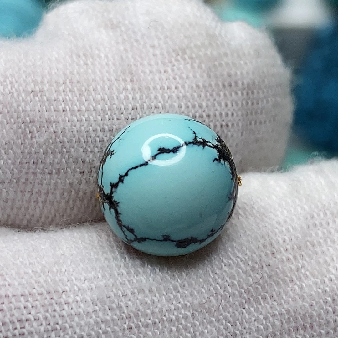 绿松石未镶嵌天然原矿 带武汉地大证书