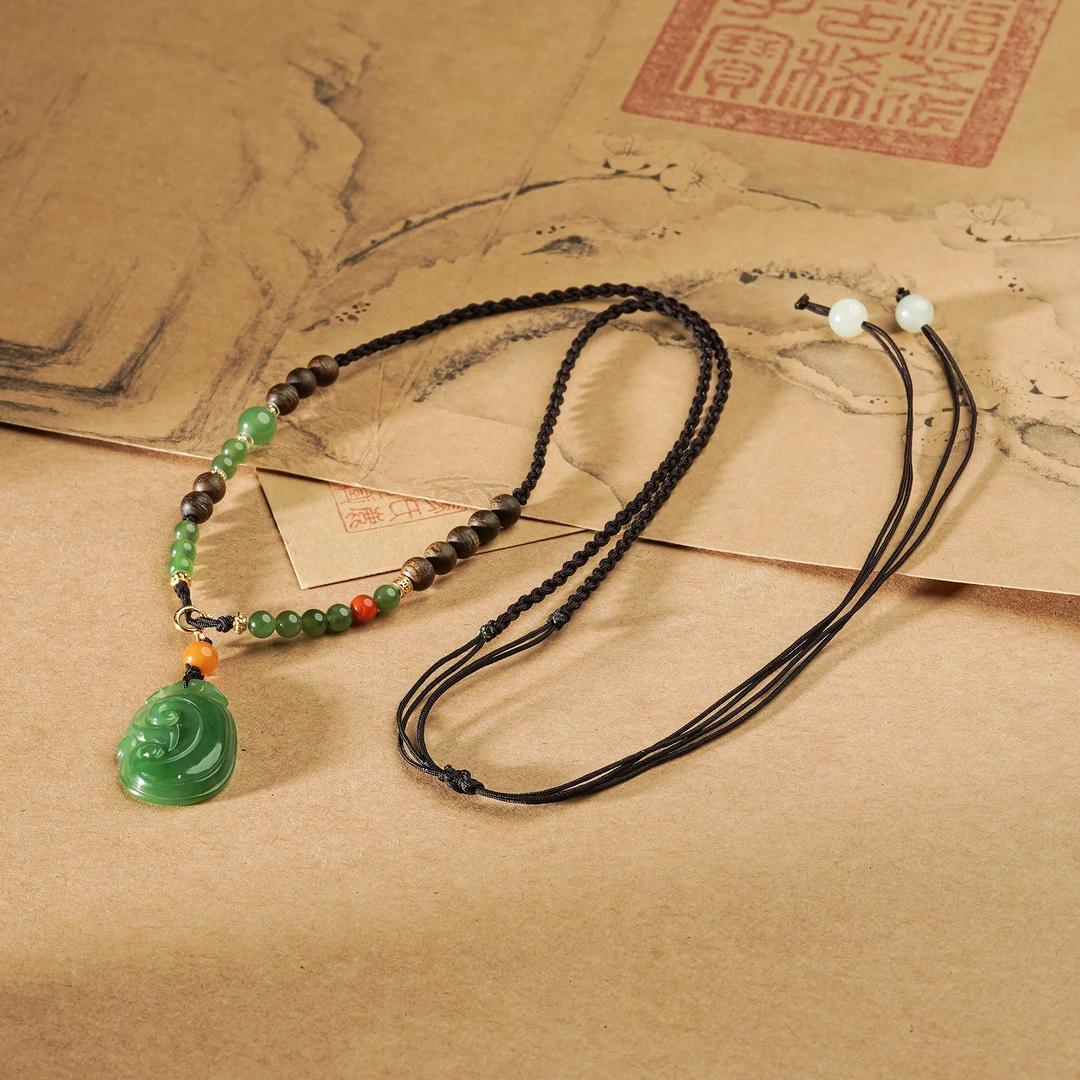 沉香【且萱】文莱沉香碧玉如意5MM吊坠挂脖 Q4