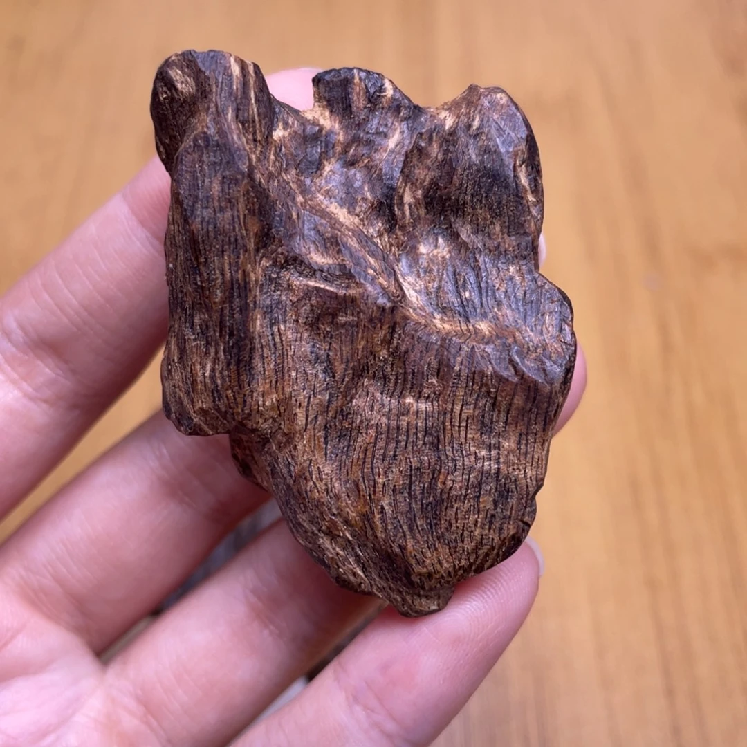 13.8克越南广平蜜结瘤疤树心