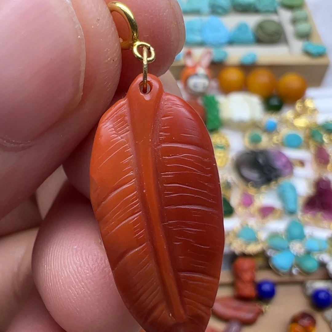 南红玛瑙颈饰18K金镶嵌