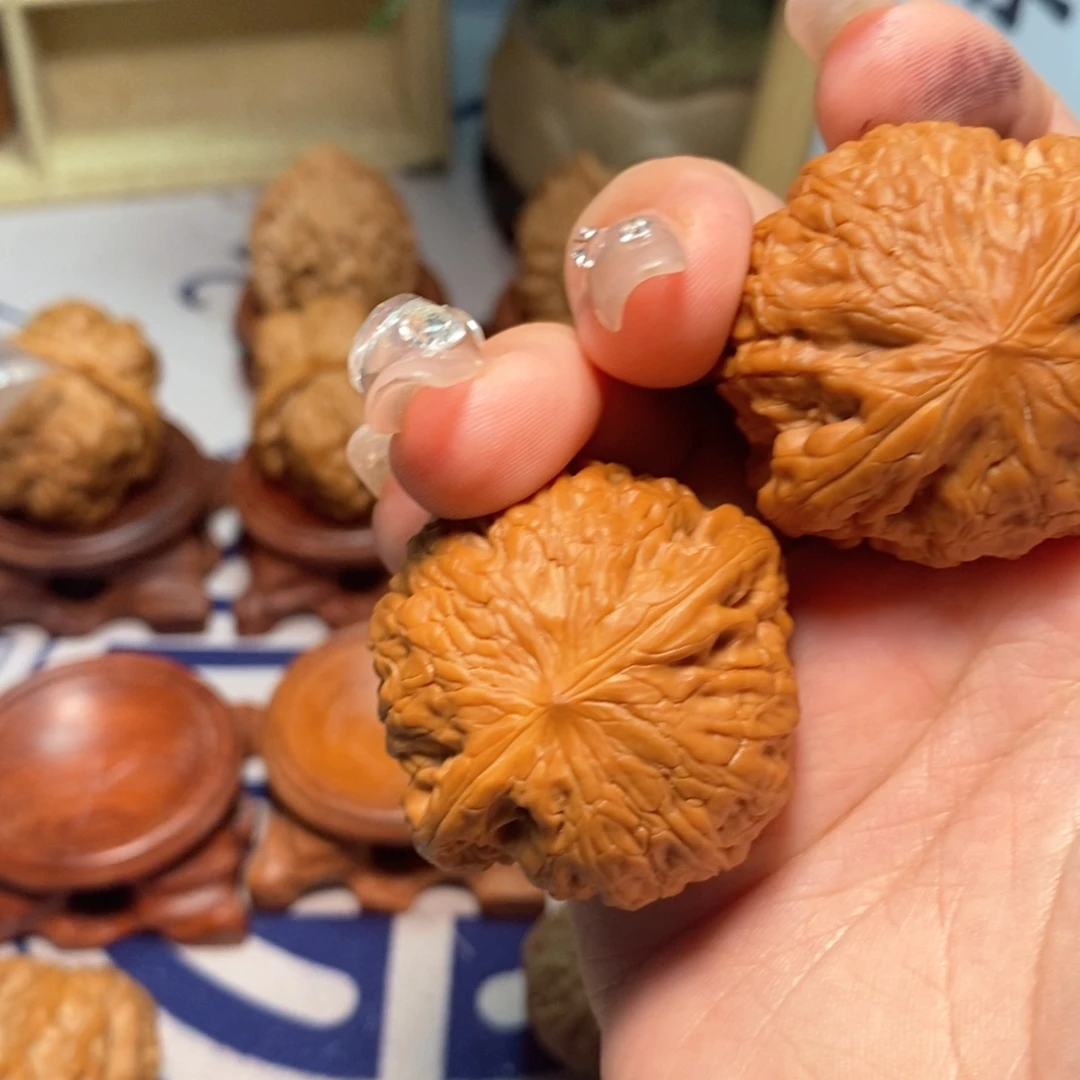 文玩核桃吊坠铁锤妹妹40