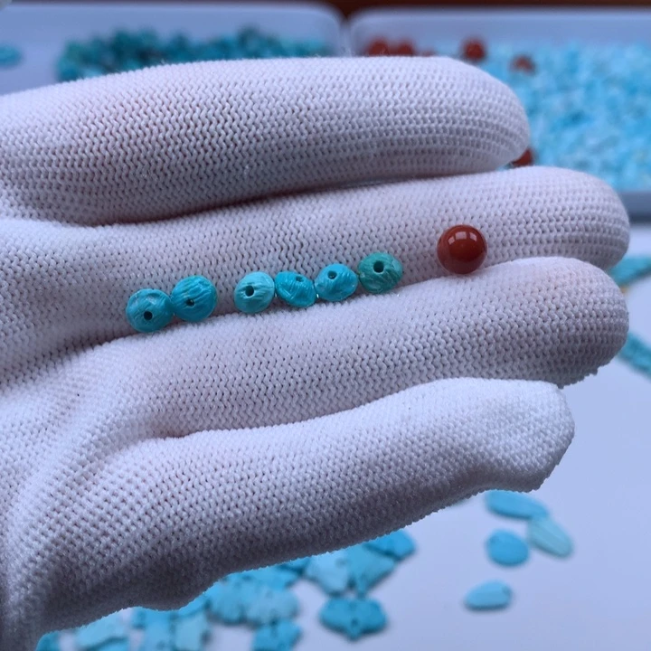 南红玛瑙未镶嵌珠宝奇石