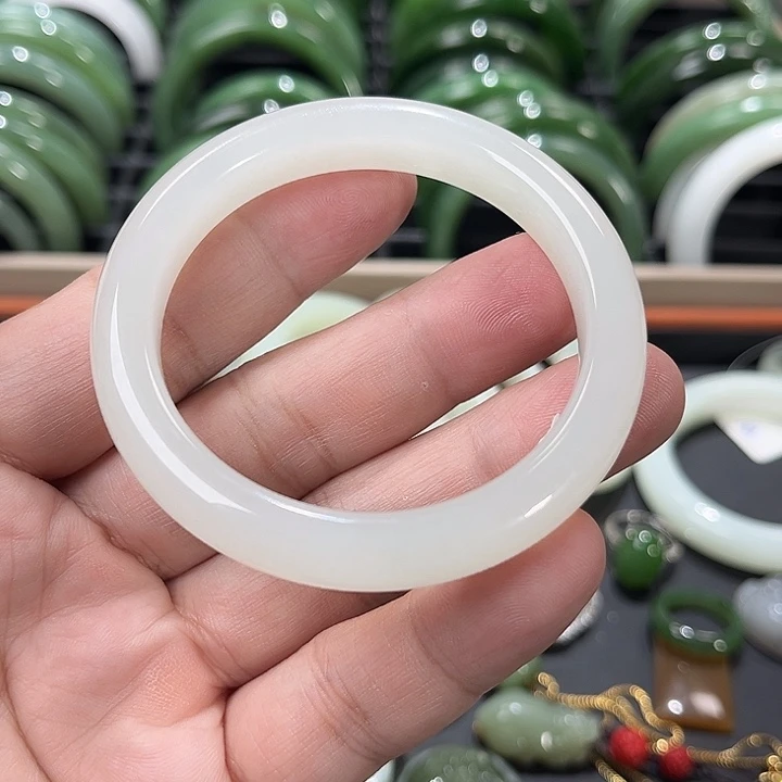 和田玉未镶嵌手镯51.5～1