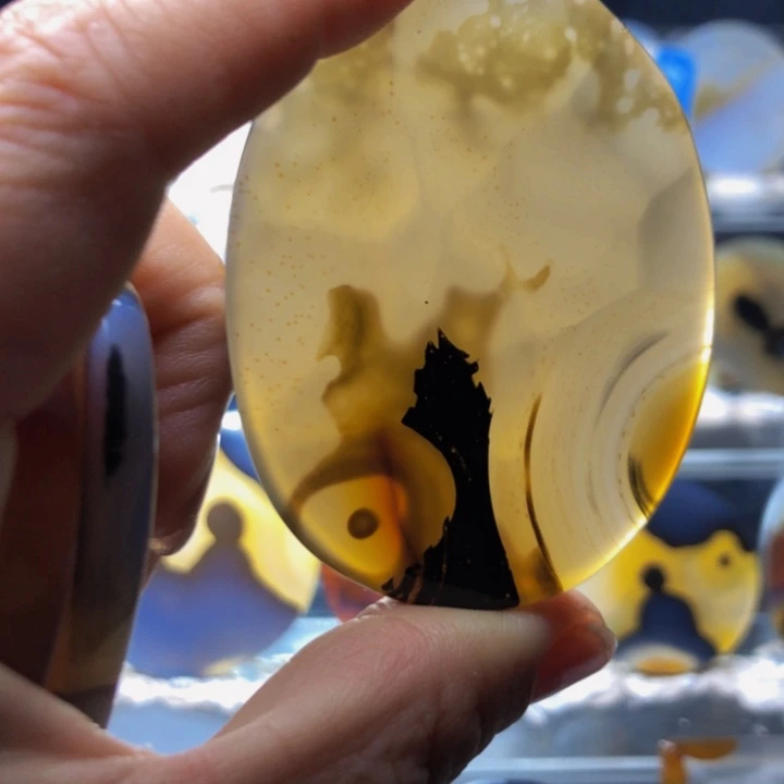 合金玛瑙/玉髓珠宝奇石48