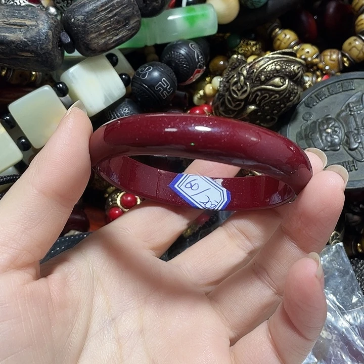 琉璃/树脂/塑料类
