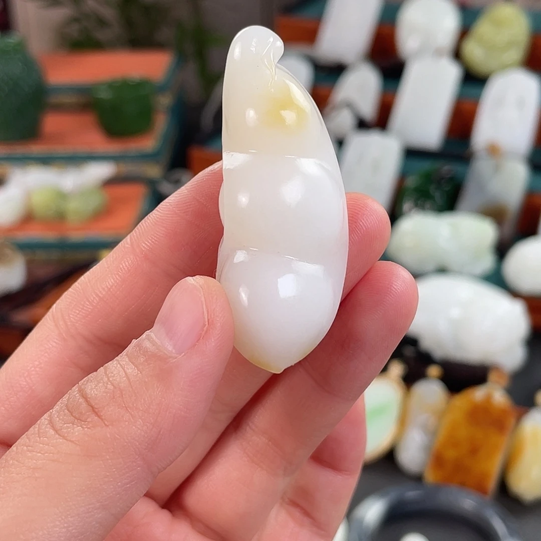 星***辰和田玉未镶嵌挂件