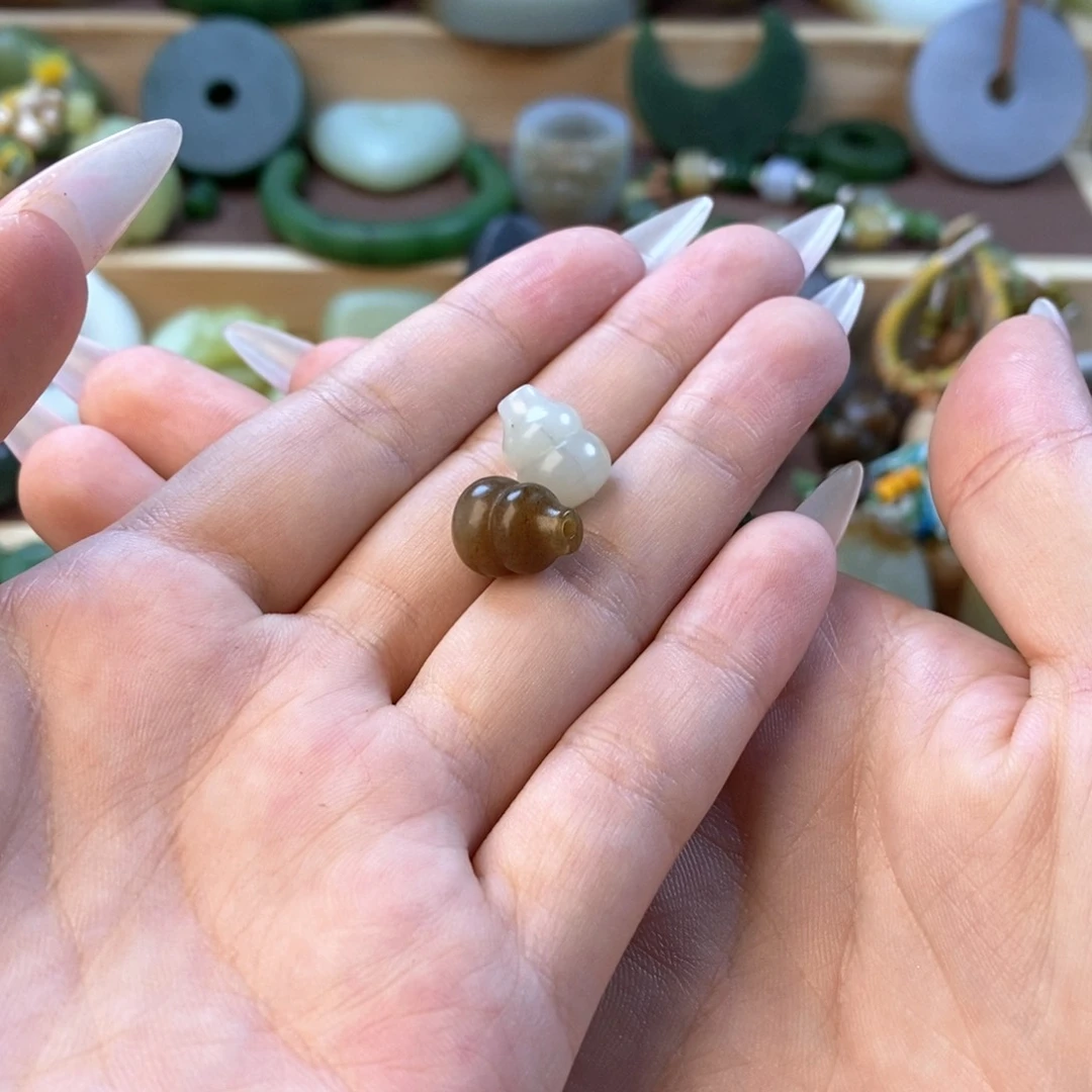 和田玉（碧玉）未镶嵌颈饰