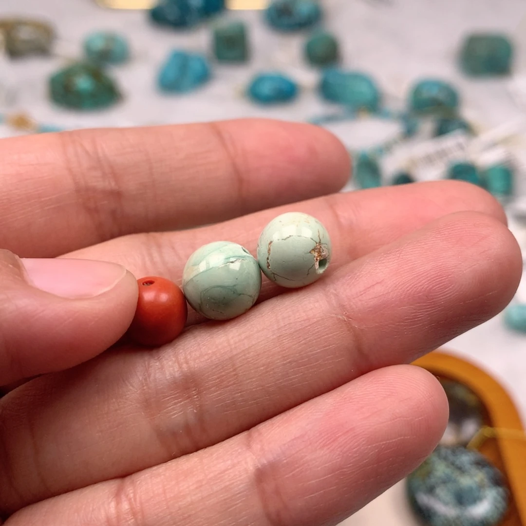 玛瑙/玉髓未镶嵌圆珠一对