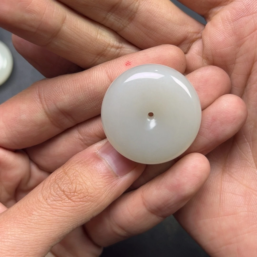 和田玉颈饰未镶嵌多样性钢板料平安扣32