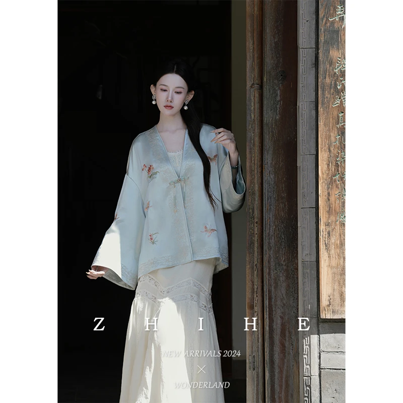 无艳一禾【清蝶韵】静奢醋酸重工刺绣新中式短外套蕾丝吊带+半裙