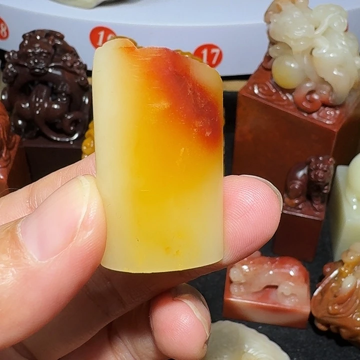 寿山石福*轩寿山芙蓉石