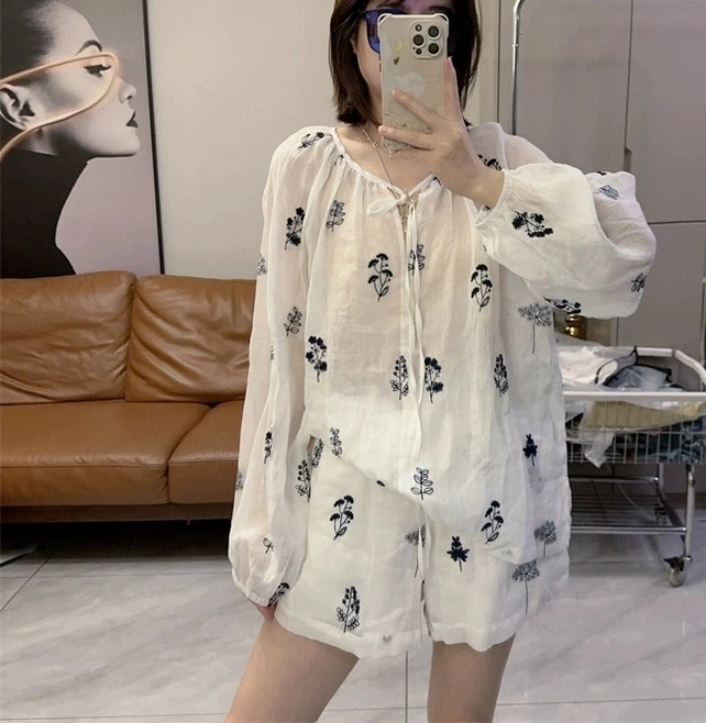 【钰姐精选】百合25170-夏季刺绣慵懒风长袖短裤防晒休闲套装温柔