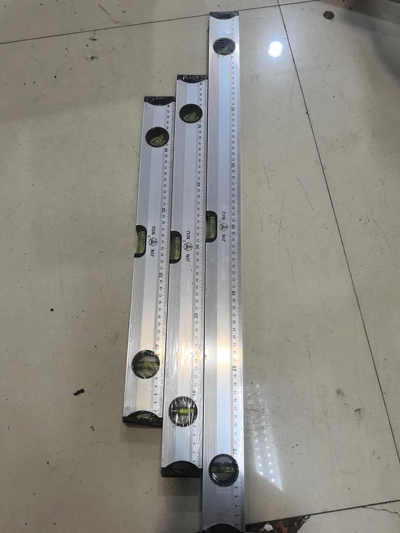高精度防摔强磁铝合金水平尺家用小型装修平衡靠尺工具
