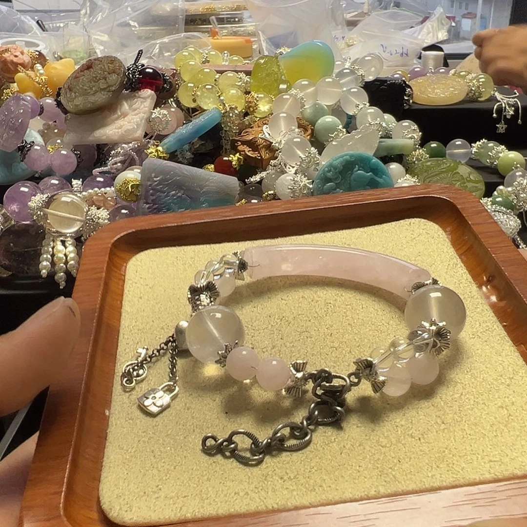 未镶嵌水晶手链水晶手链