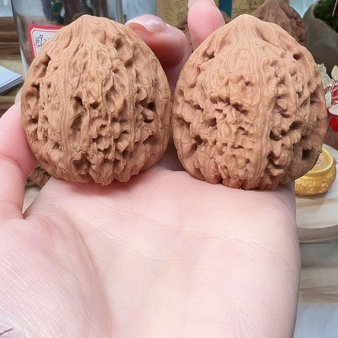 把件桃核40南疆石