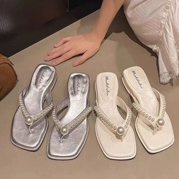 【唯品鞋业】夏季新款平底人字拖时尚百搭珍珠凉拖鞋8687-11