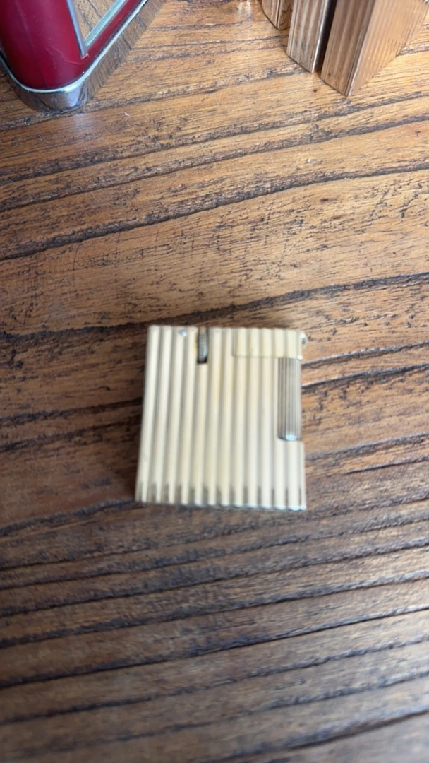 无油无气手工打火机