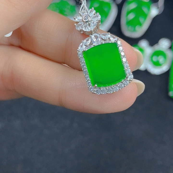 翡翠银S925镶嵌吊坠(不含链)