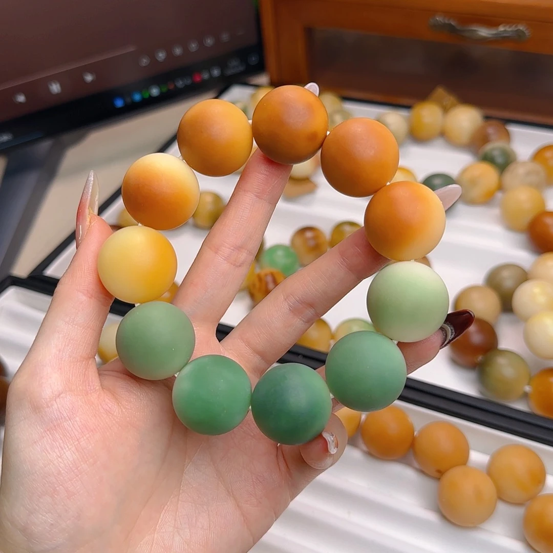 菩提根/象牙果手串吴*莹卡23干磨圆珠微微瑕