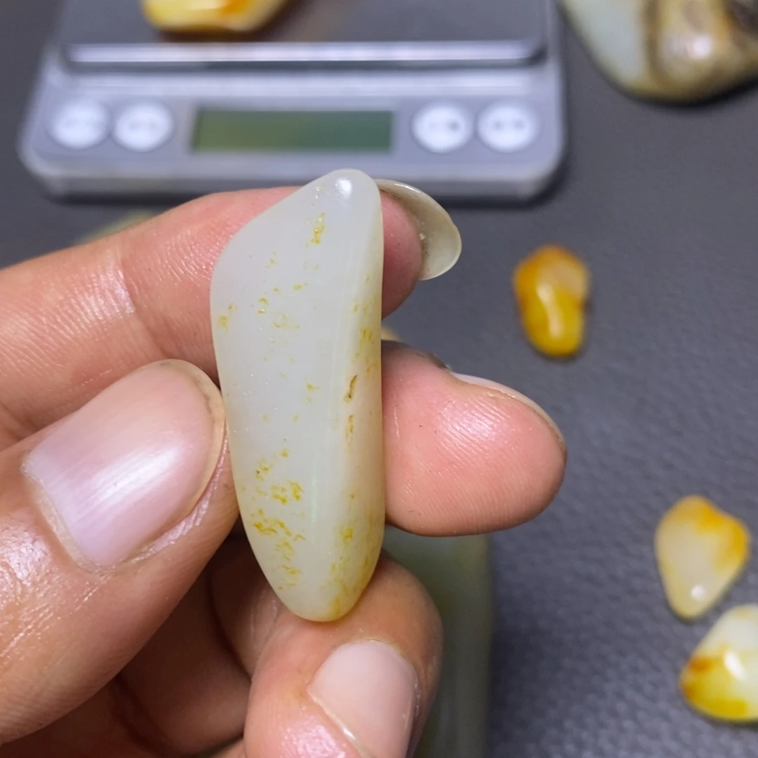 未镶嵌和田玉挂件