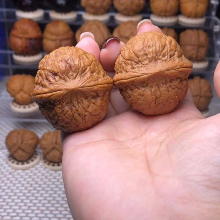 文玩核桃把件40号蟒纹虎头元宝40➕