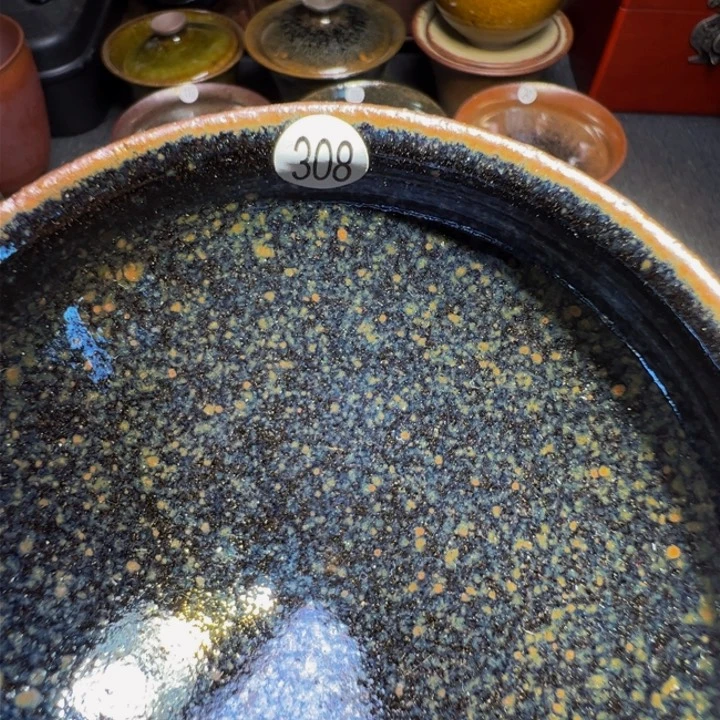 茶盏j****。龙窑柴烧手工制作