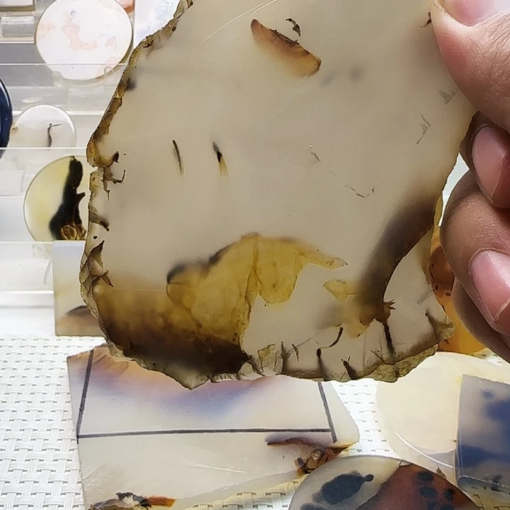 三***猫玛瑙/玉髓未镶嵌珠宝奇石