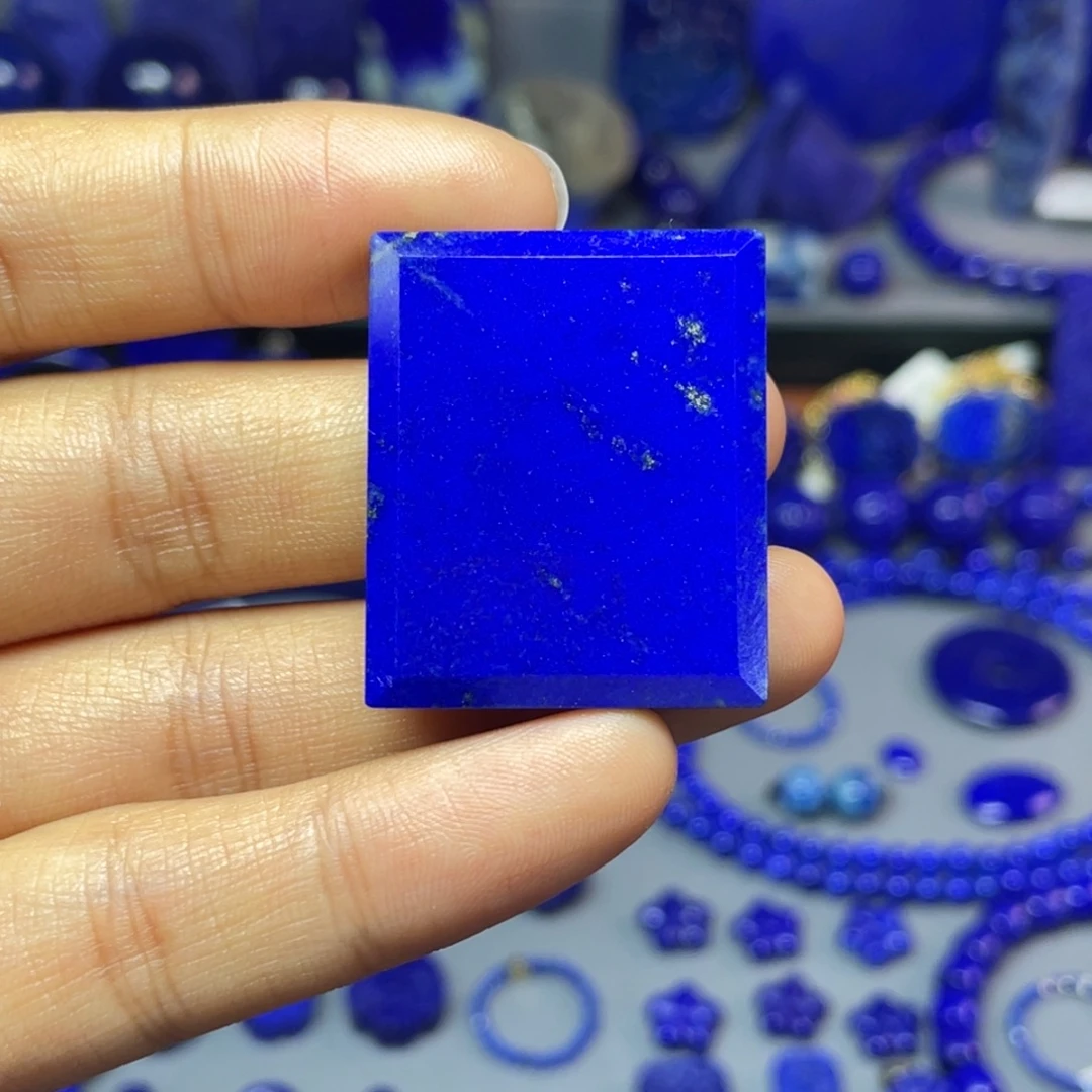 青金石未镶嵌26×31mm裸石无事牌