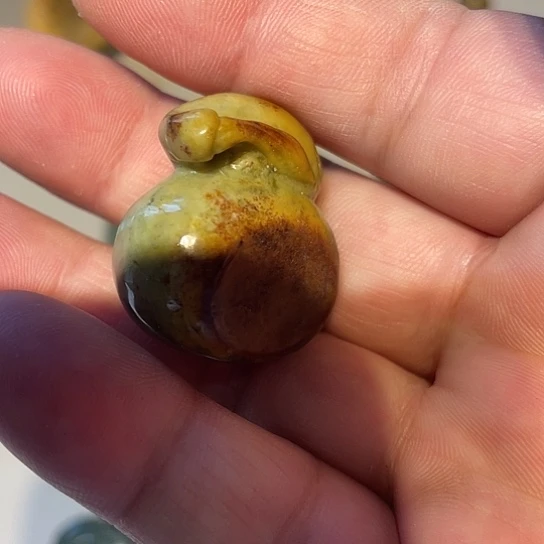 *****岫岩河磨玉（透闪石质玉）未镶嵌挂件