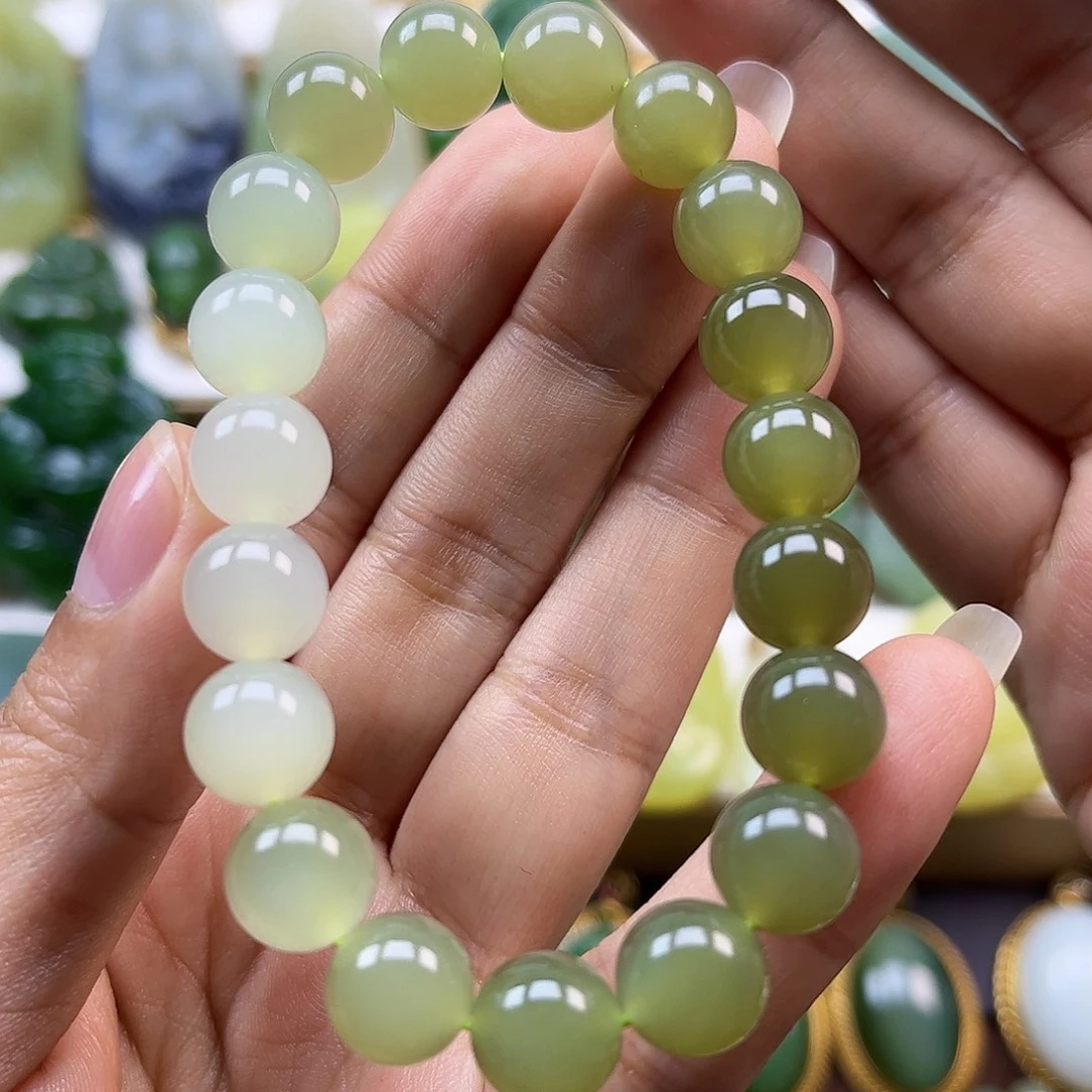 和田玉未镶嵌手串