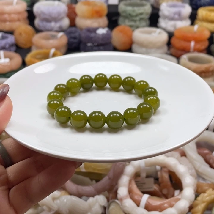 石英质玉未镶嵌手镯