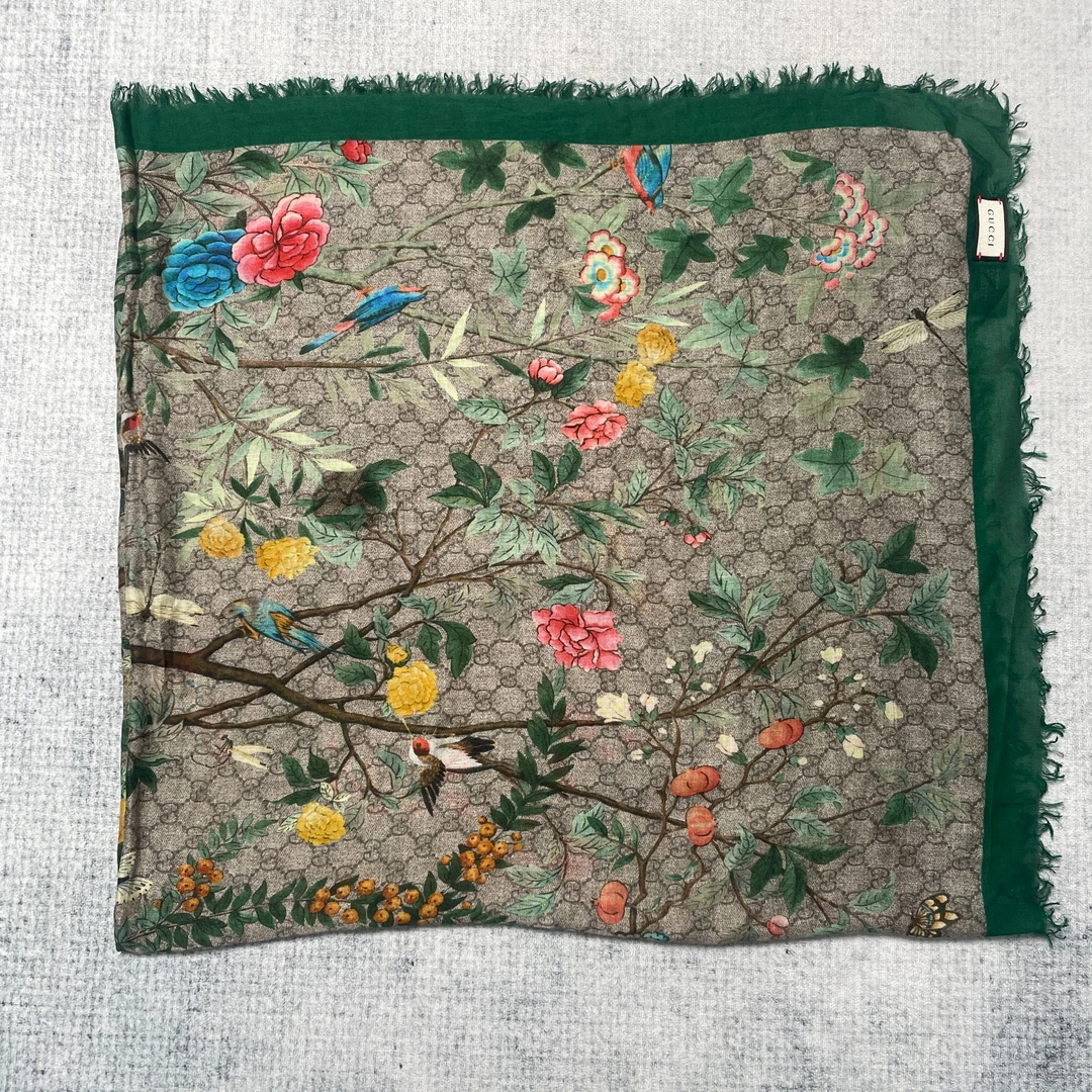 99新 GUCCI/古驰 GUCCI/古驰  桑蚕丝围巾 99新 11158