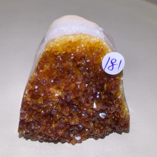 未镶嵌大型摆件（非配饰）黄晶