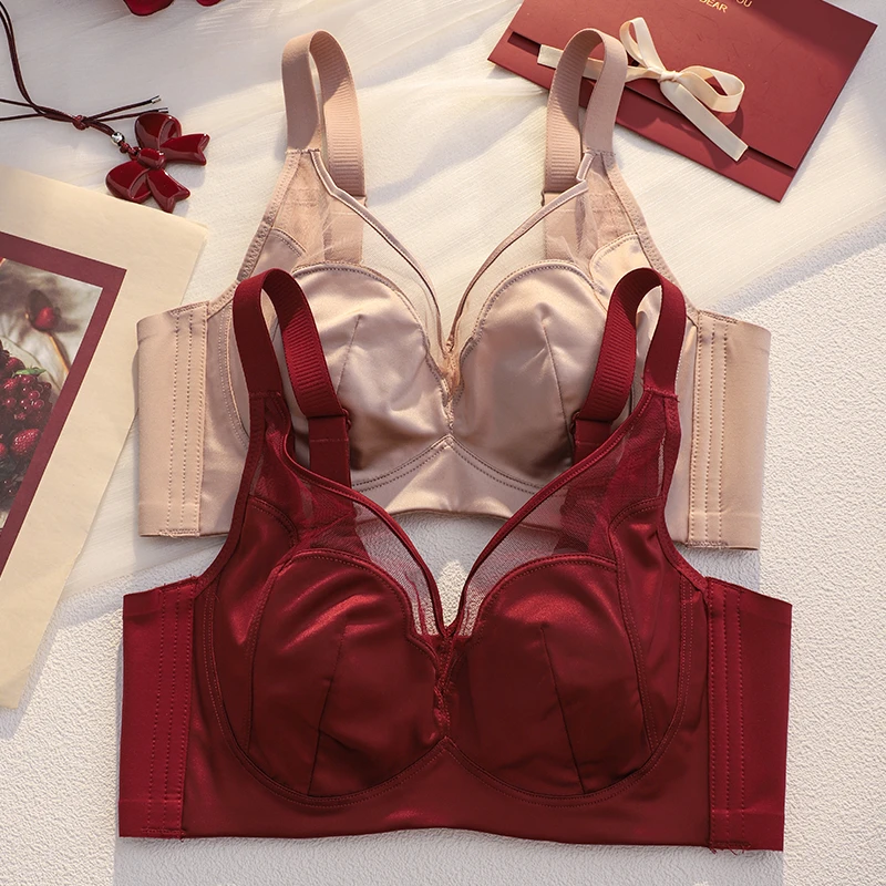 红色无痕缎面兔耳杯内衣女薄款大胸显小收副乳防下垂调整型文胸罩
