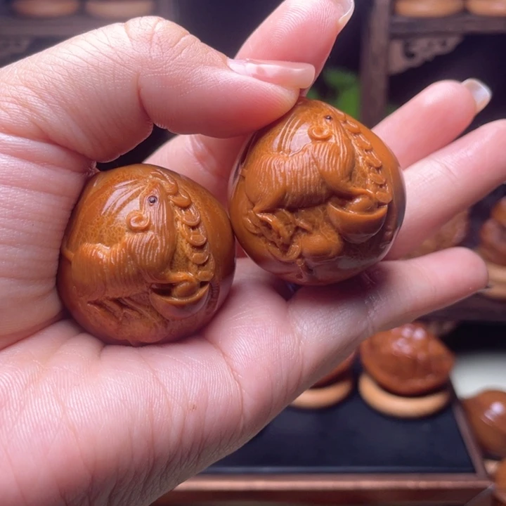 吊坠橄榄核代代鼠钱3.5