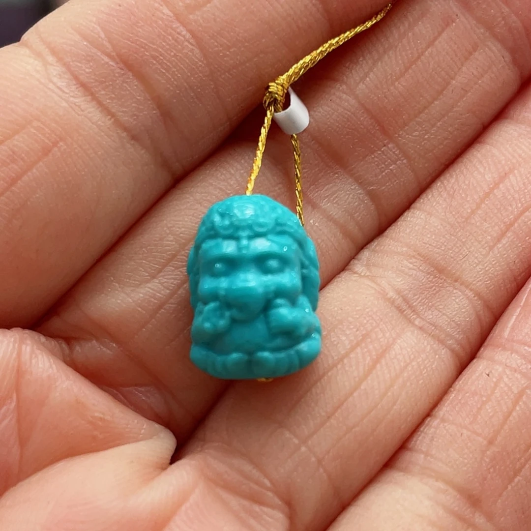 绿松石颈饰未镶嵌