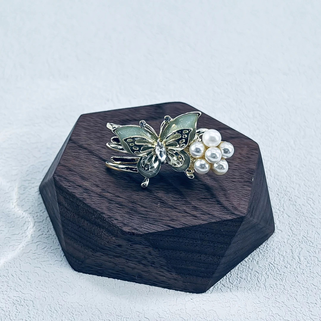 HP小清新珍珠蝴蝶压夹1105