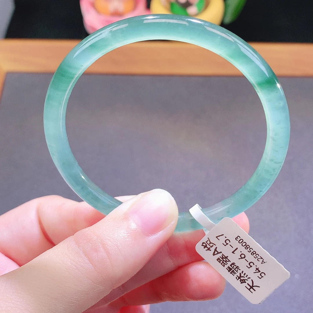 翡翠未镶嵌手镯天然翡翠