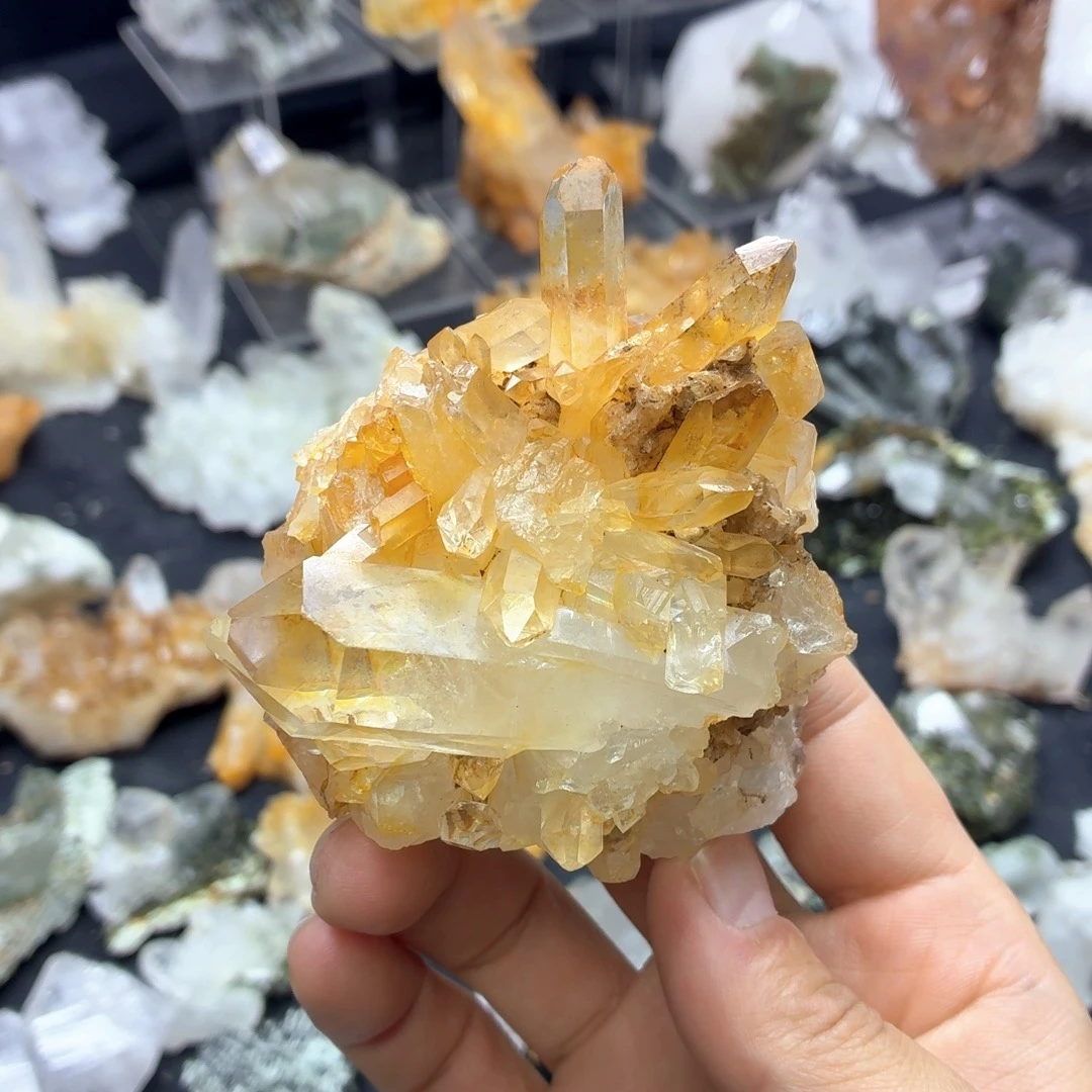 石材超美黄水晶花