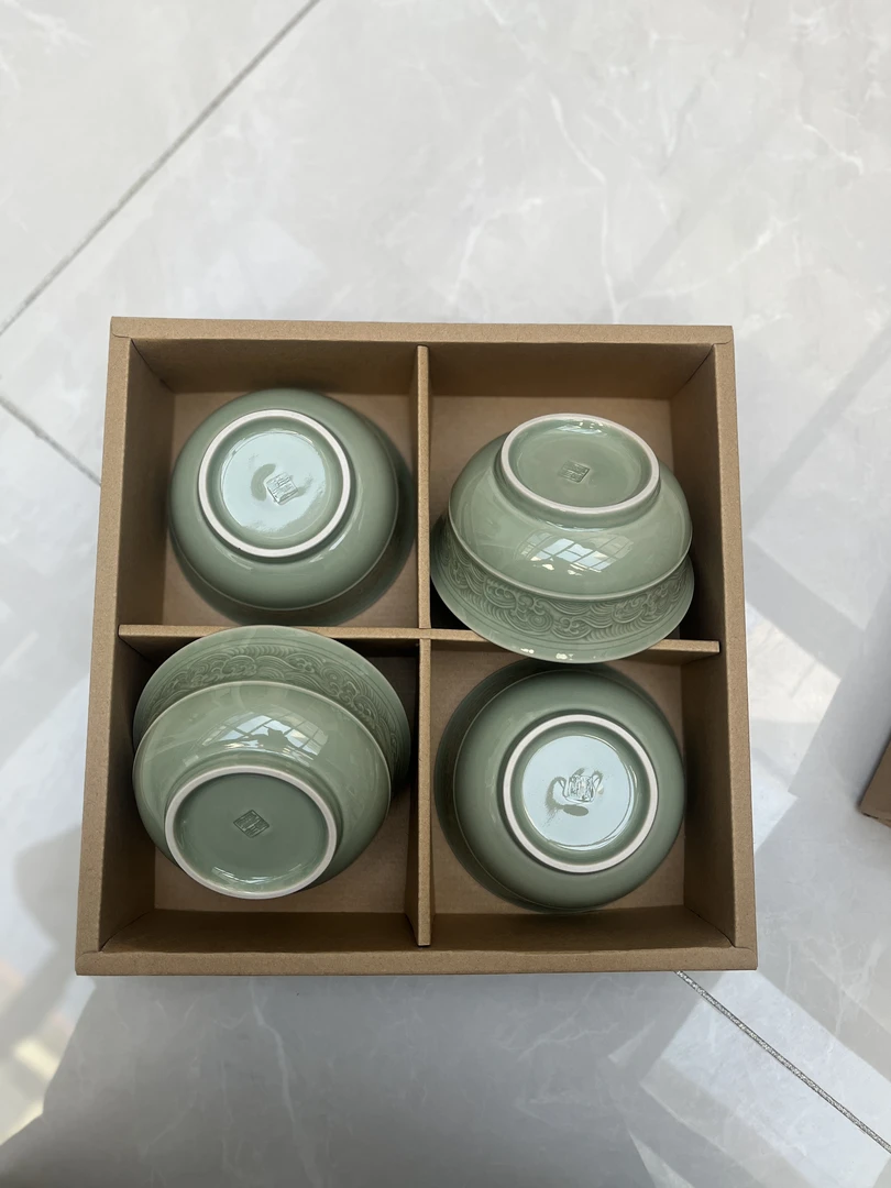 耀州窑经典复古家用青瓷碗浮雕绿色陶瓷14公分，到手四只礼盒装