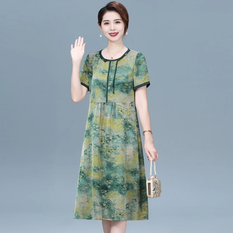 2025夏季新款中年中老年女装新中式宽松连衣裙碎花长裙显瘦妈妈装
