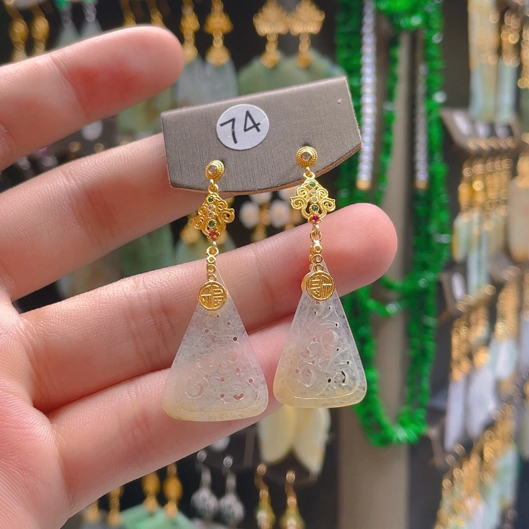 翡翠未镶嵌耳饰翡翠