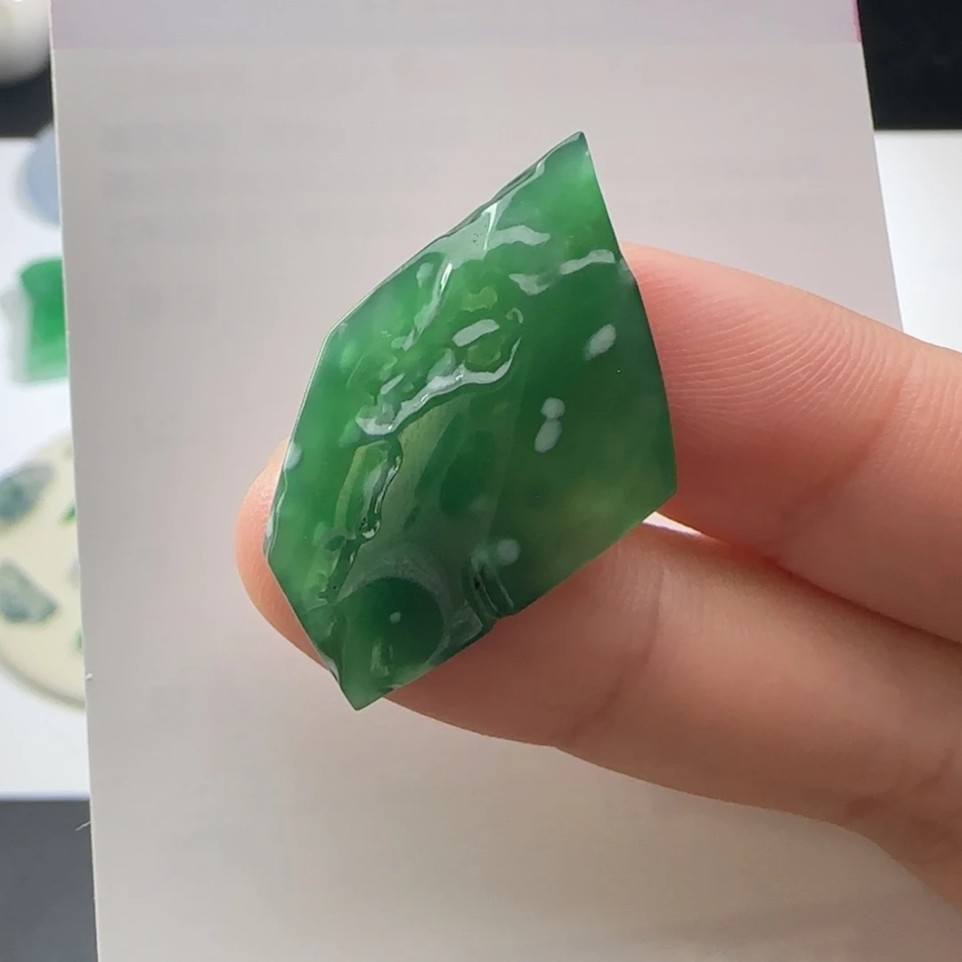 定制翡翠未镶嵌材料