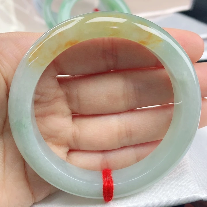 翡翠手镯未镶嵌鸡油黄55