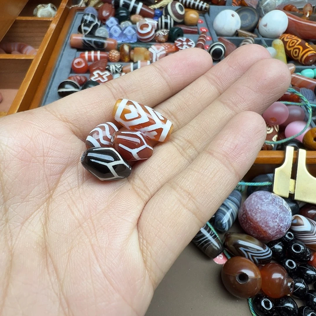 玛瑙/玉髓未镶嵌珠宝半成品