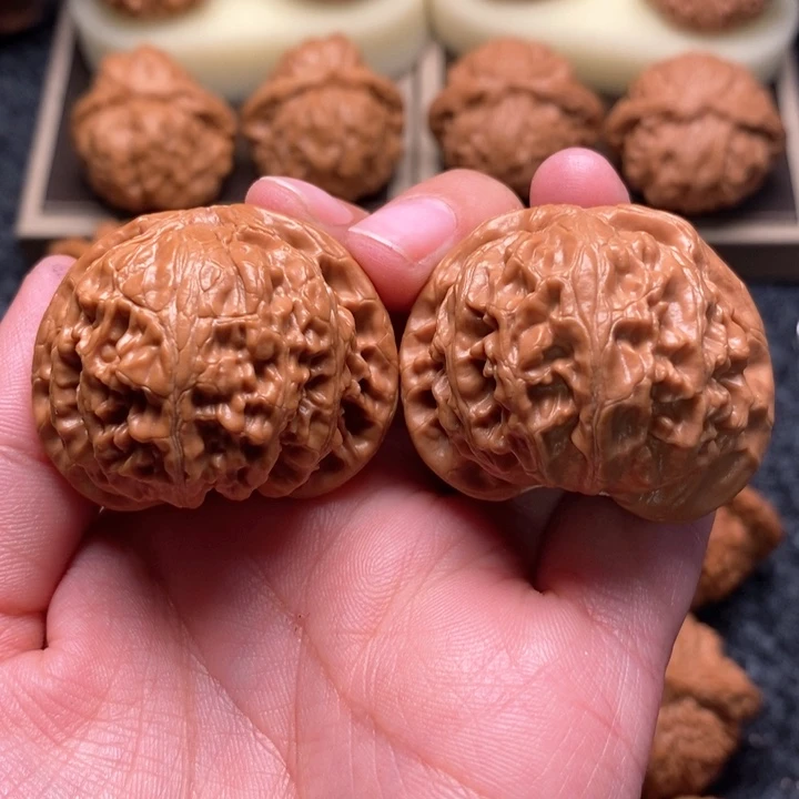 文玩核桃把件九***员精品宫灯41